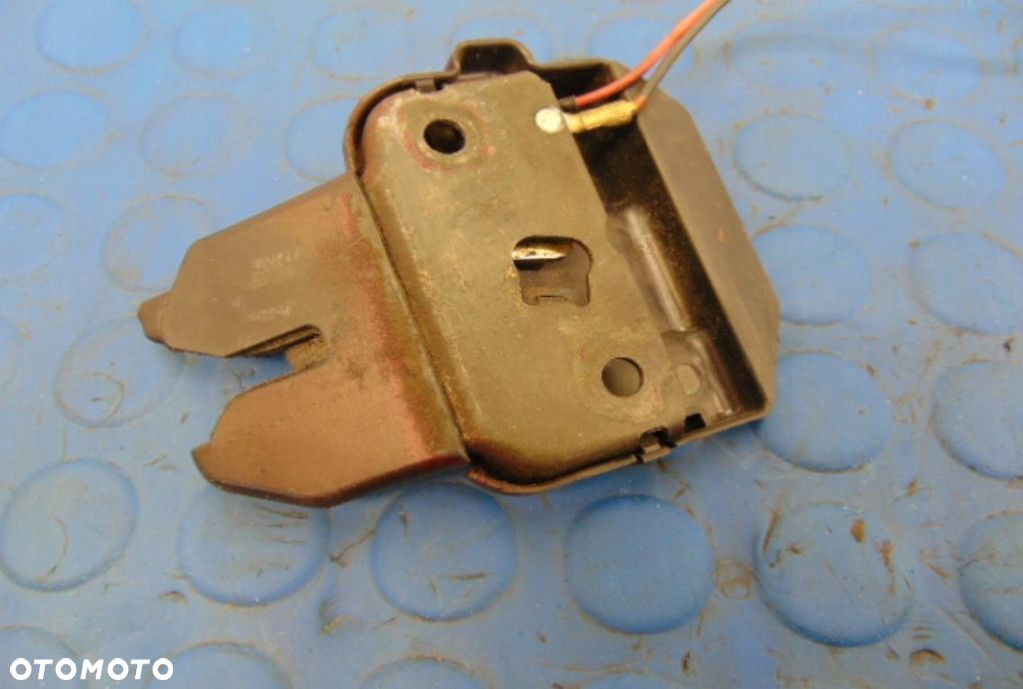 NISSAN PRIMERA P12 ZAMEK KLAPY - 1