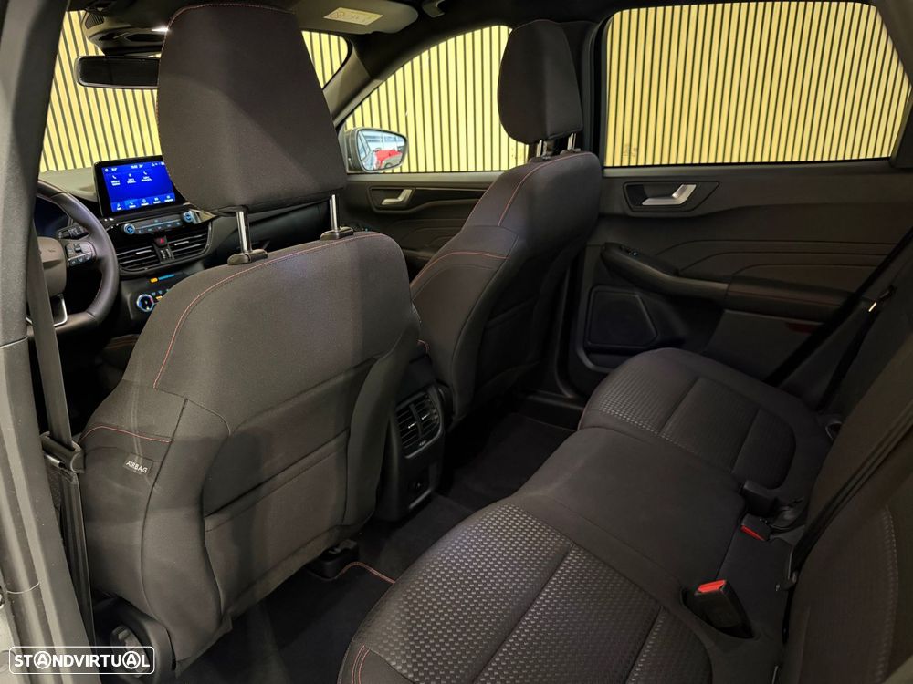 Ford Kuga 2.5 PHEV ST-Line - 28