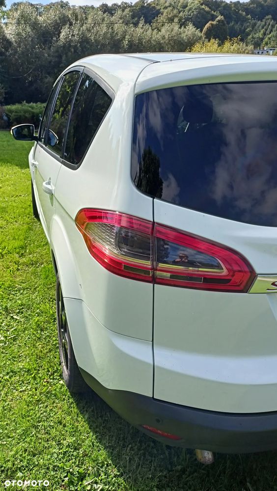 Ford S-Max - 18