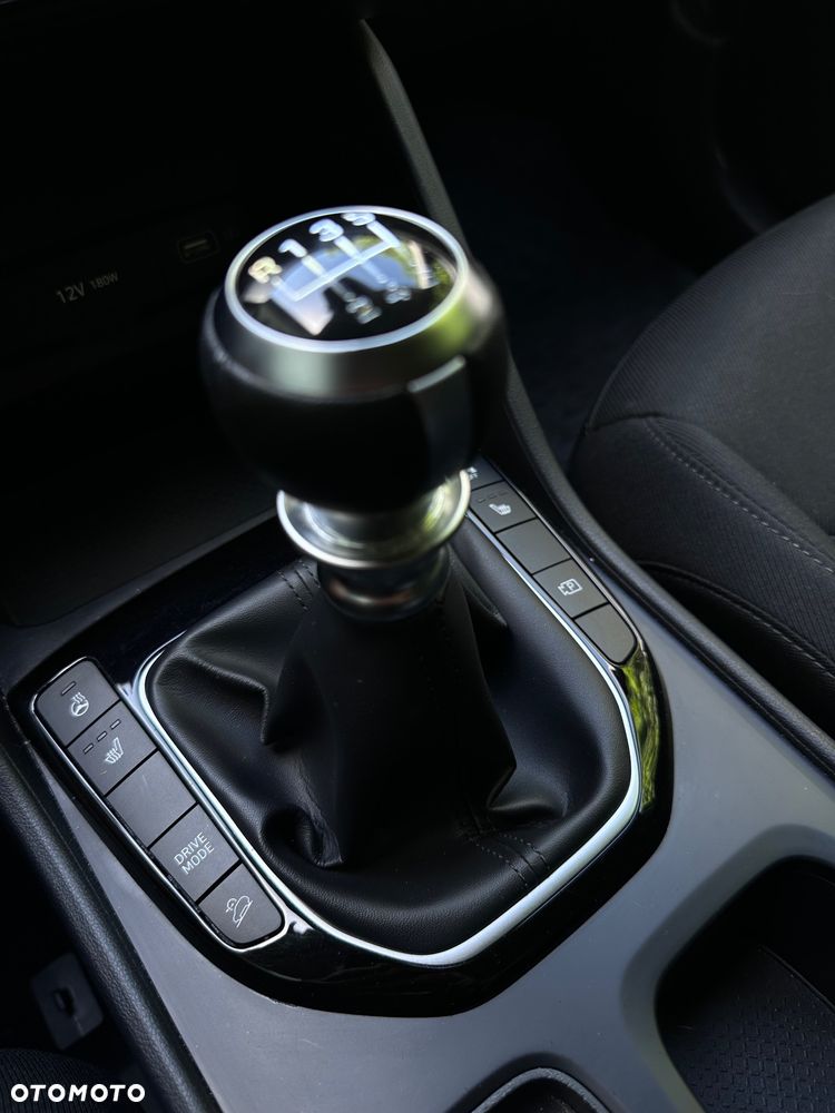 Hyundai Tucson 1.6 T-GDi Smart 2WD - 24
