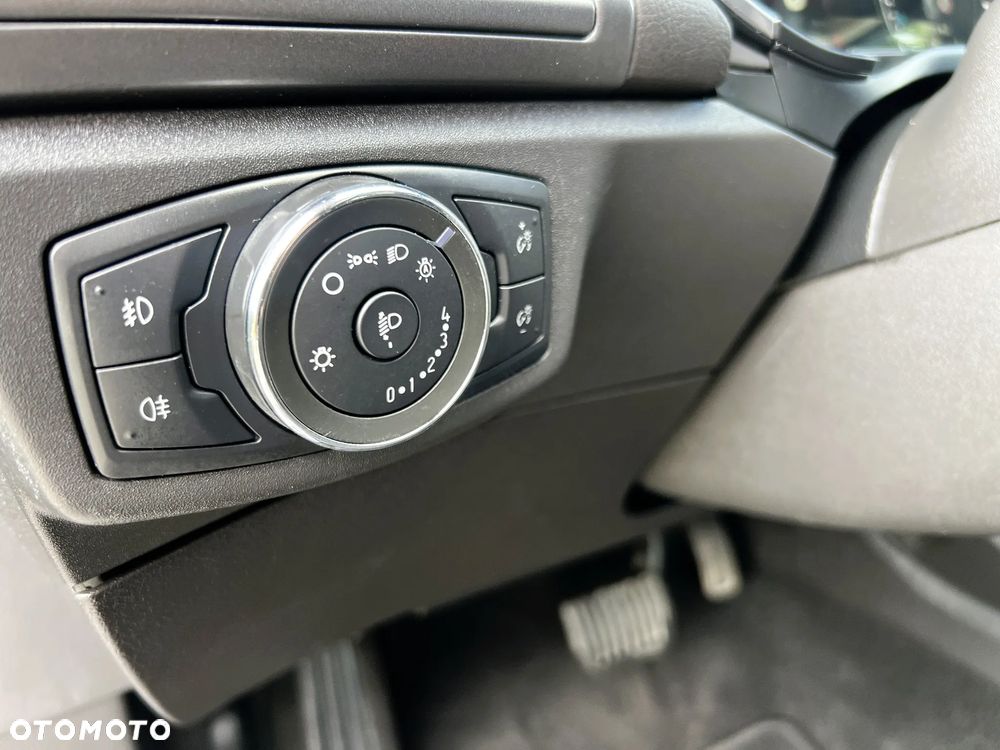 Ford Mondeo - 27