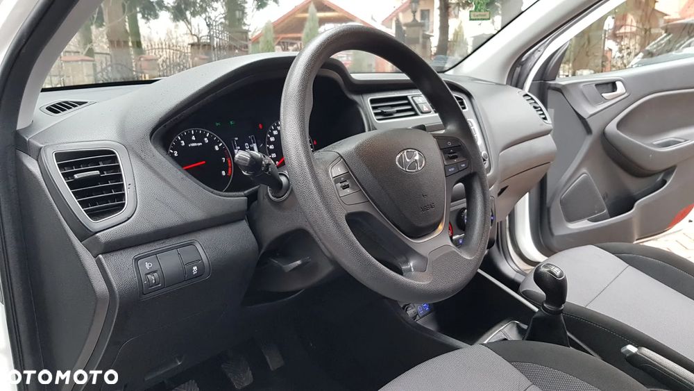 Hyundai i20 1.2 Comfort - 16