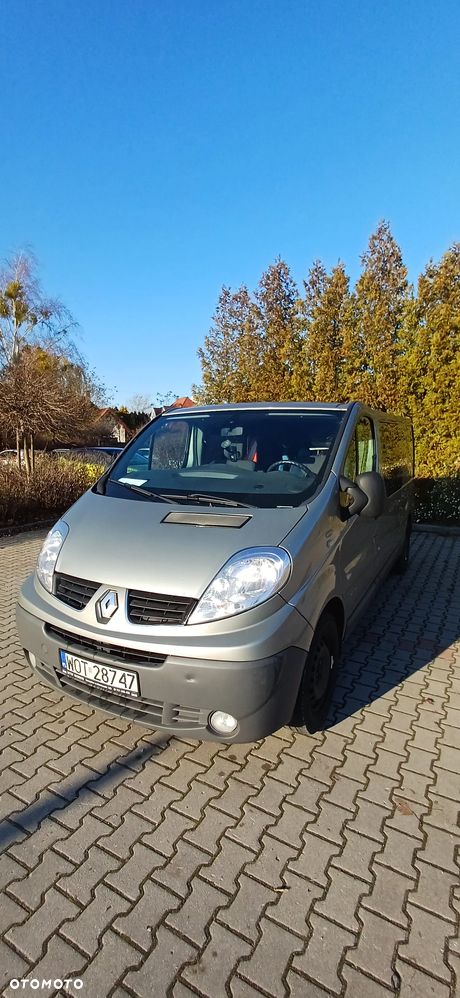 Renault Trafic - 1