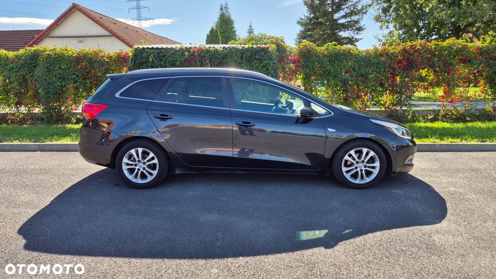Kia Ceed SW 1.6 CRDi GT Line - 11