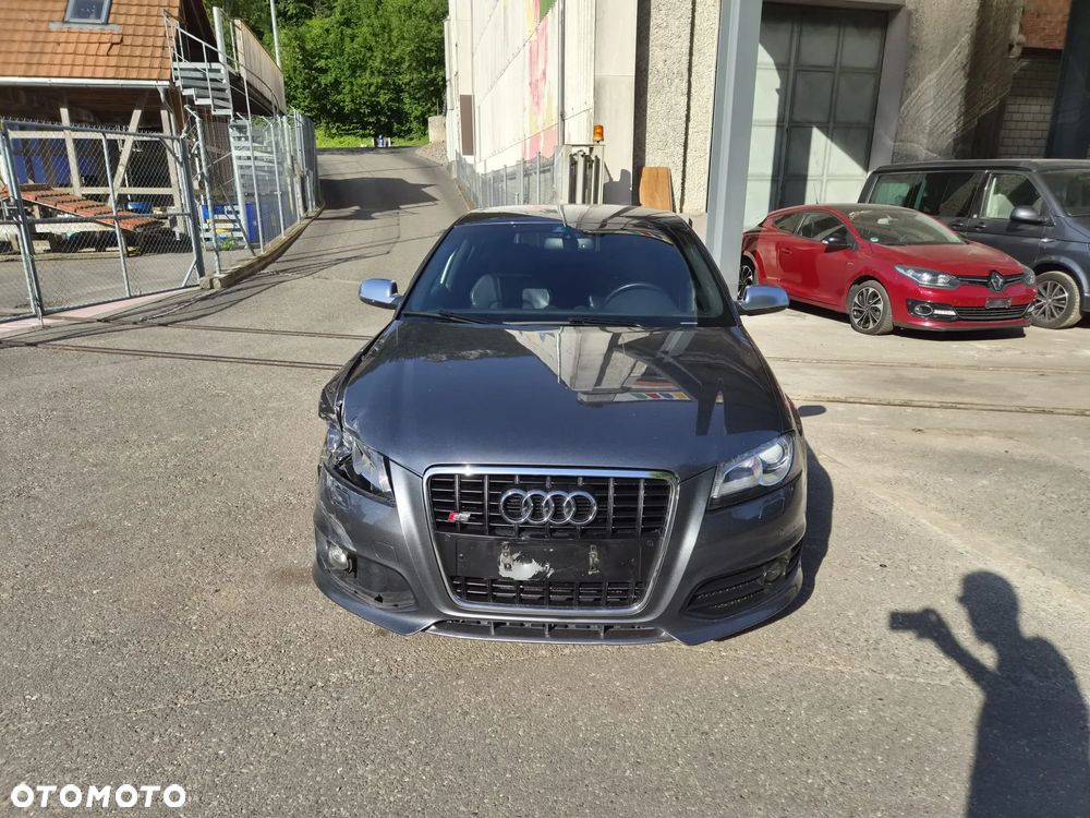 Audi S3 2.0T FSI Quattro - 8