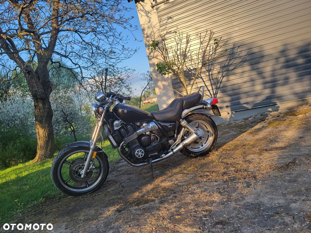 Yamaha XJ - 2