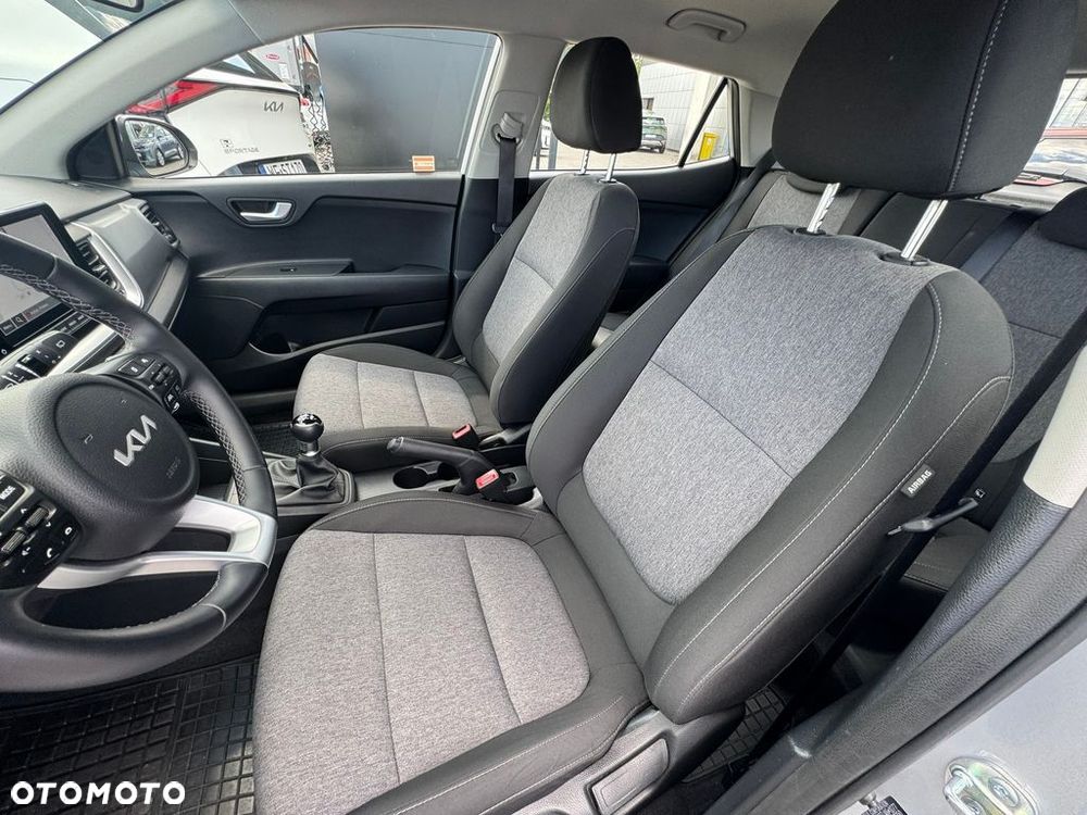 Kia Stonic 1.2 M - 11