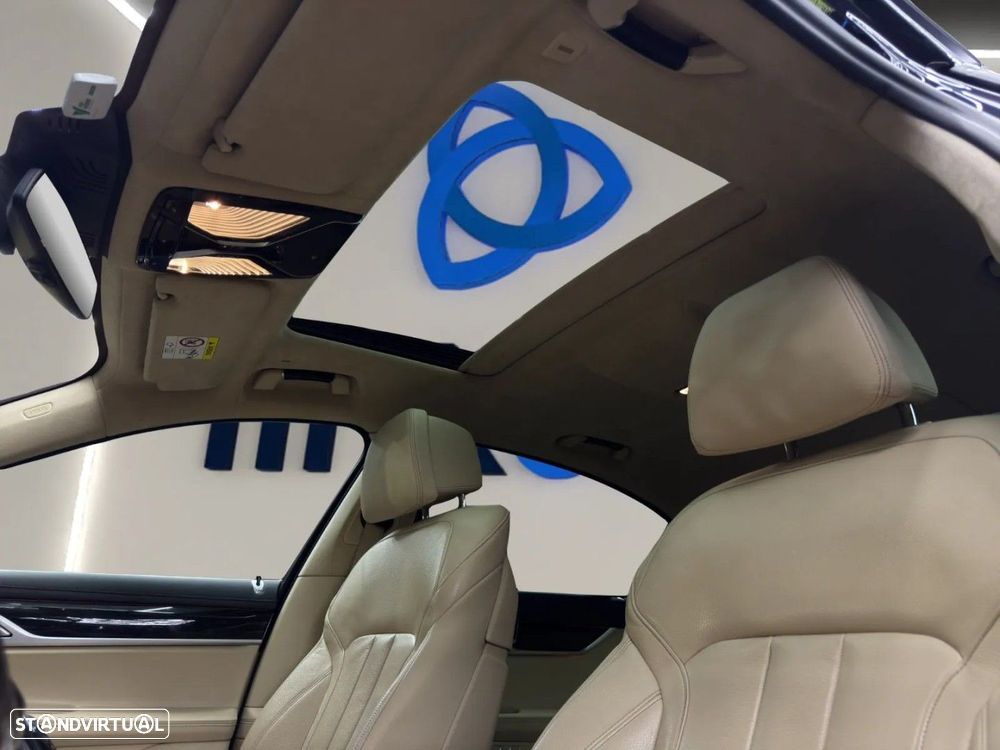 BMW 740 d xDrive Pack M - 20