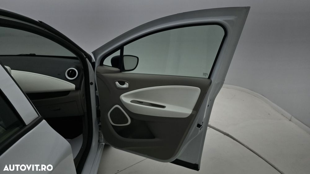 Renault ZOE - 19
