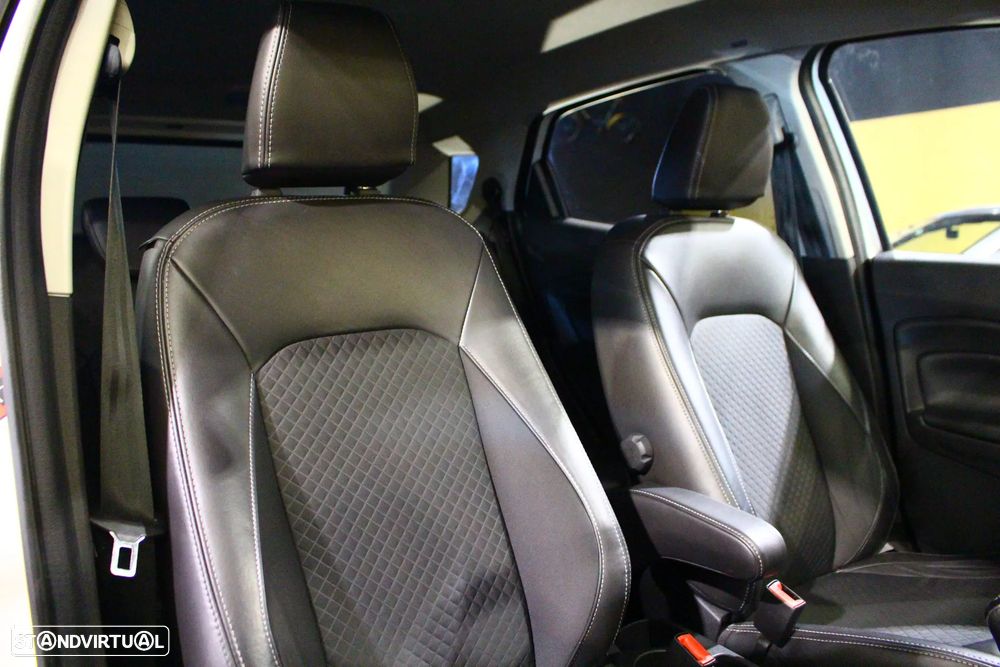Ford EcoSport 1.0 STCi Titanium - 16