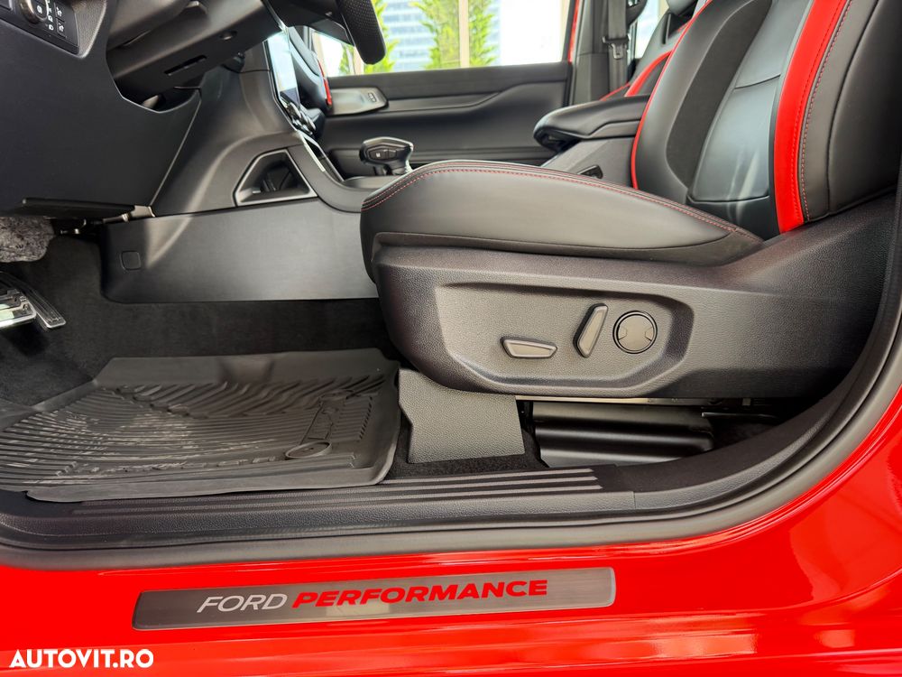 Ford Raptor - 37