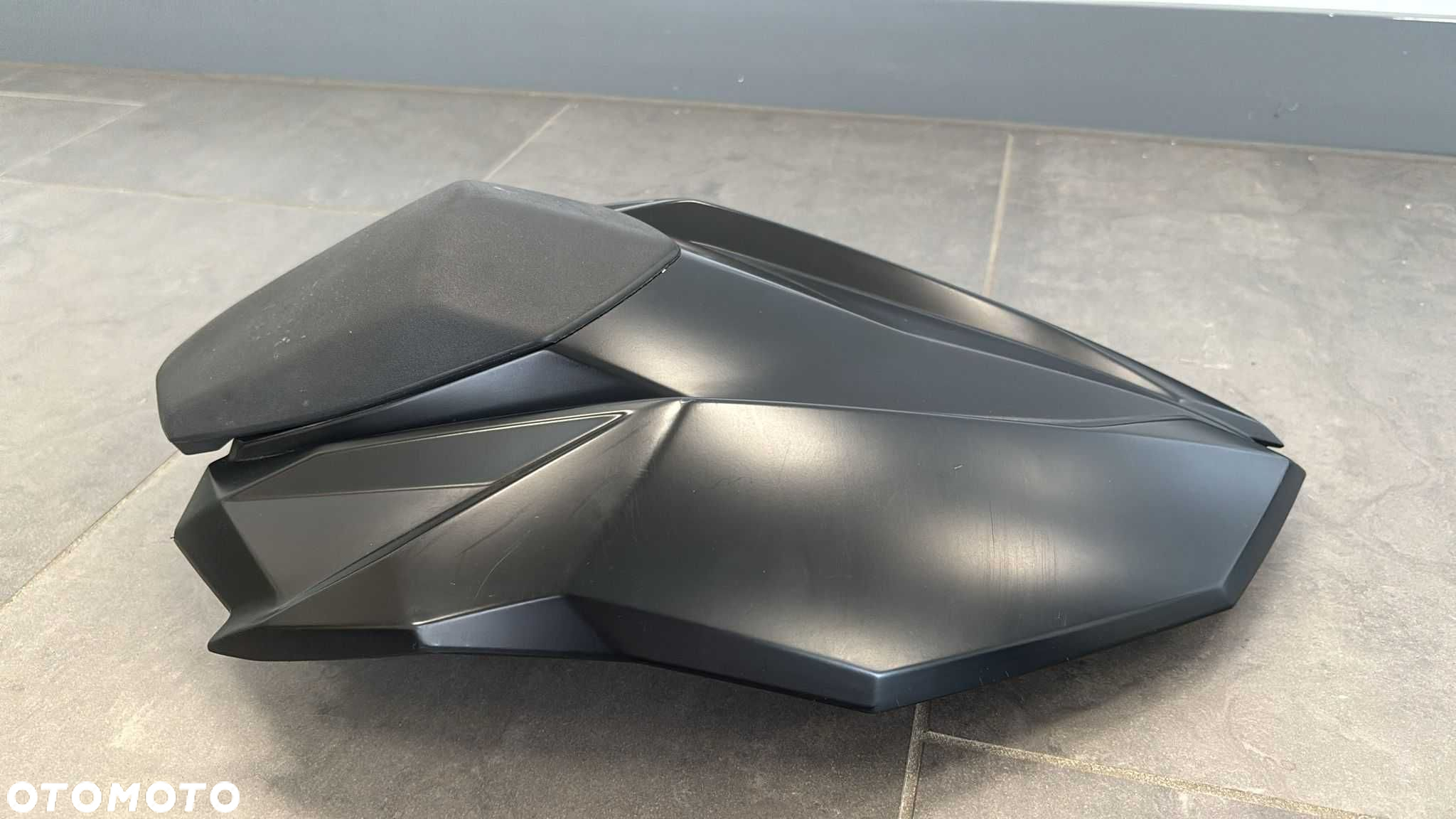 Osłona Siedzenia Pasażera Kawasaki Ninja Z800. 2012-18 [1418] - 2