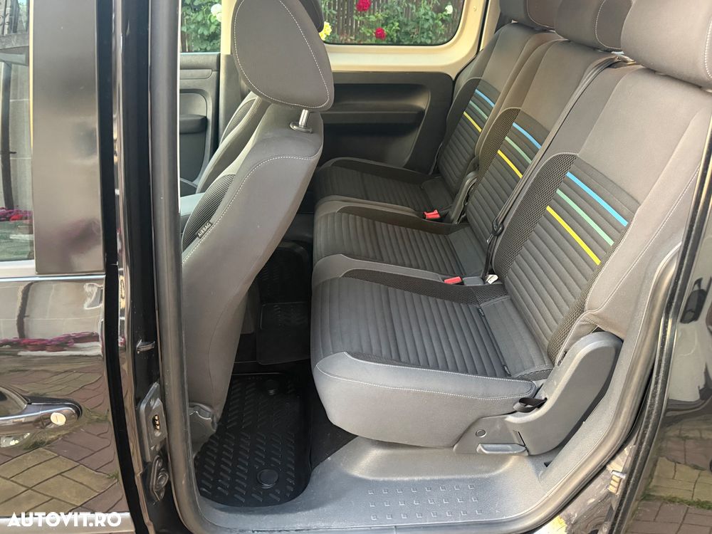 Volkswagen Caddy 2.0 TDI Comfortline DSG - 6