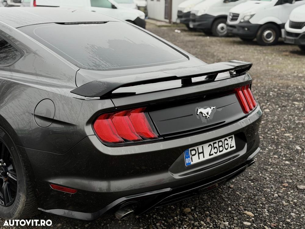 Ford Mustang 2.3 EcoBoost - 7