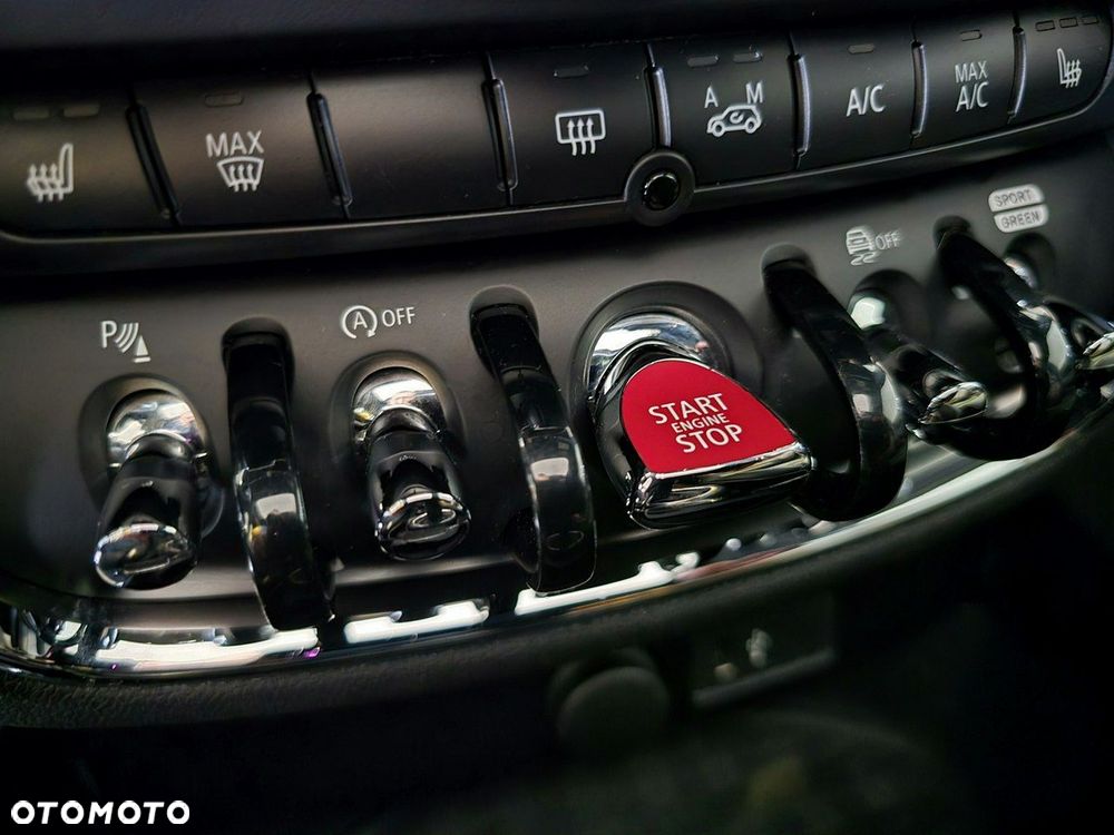 MINI Clubman Cooper SD ALL4 - 31