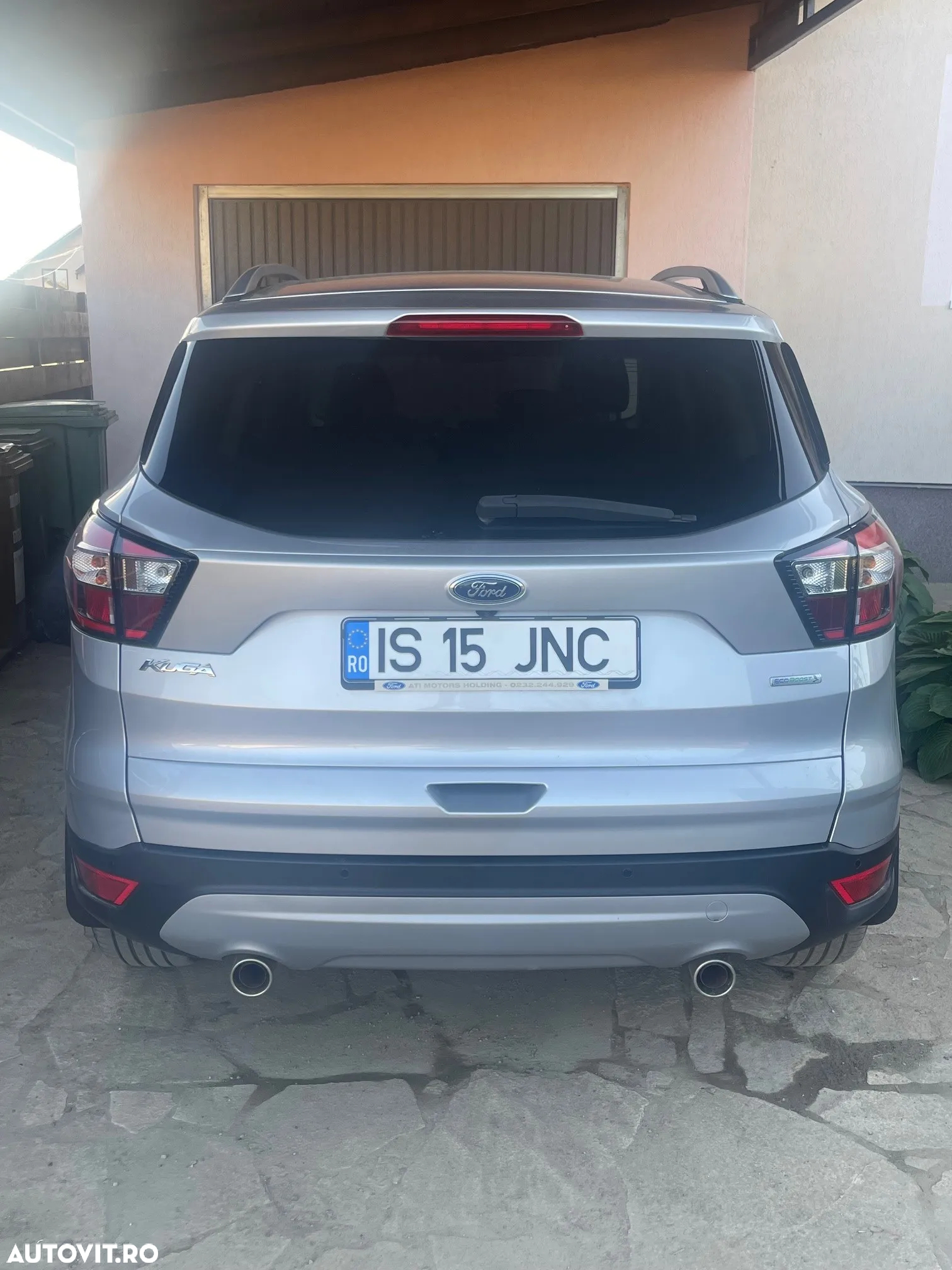 Ford Kuga 1.5 EcoBoost 2WD Titanium - 5