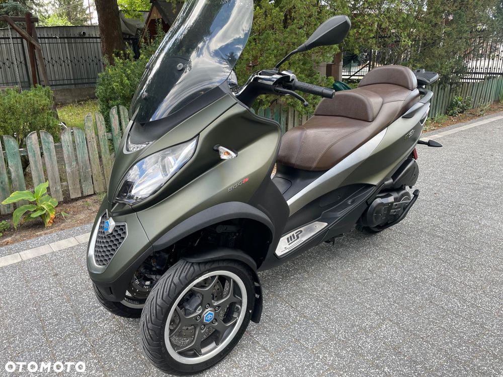 Piaggio MP-3 - 1