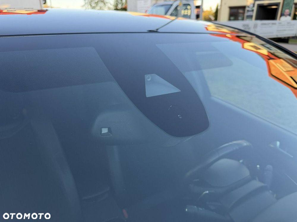 Peugeot 308 BlueHDi 180 EAT8 Stop & Start GT - 29