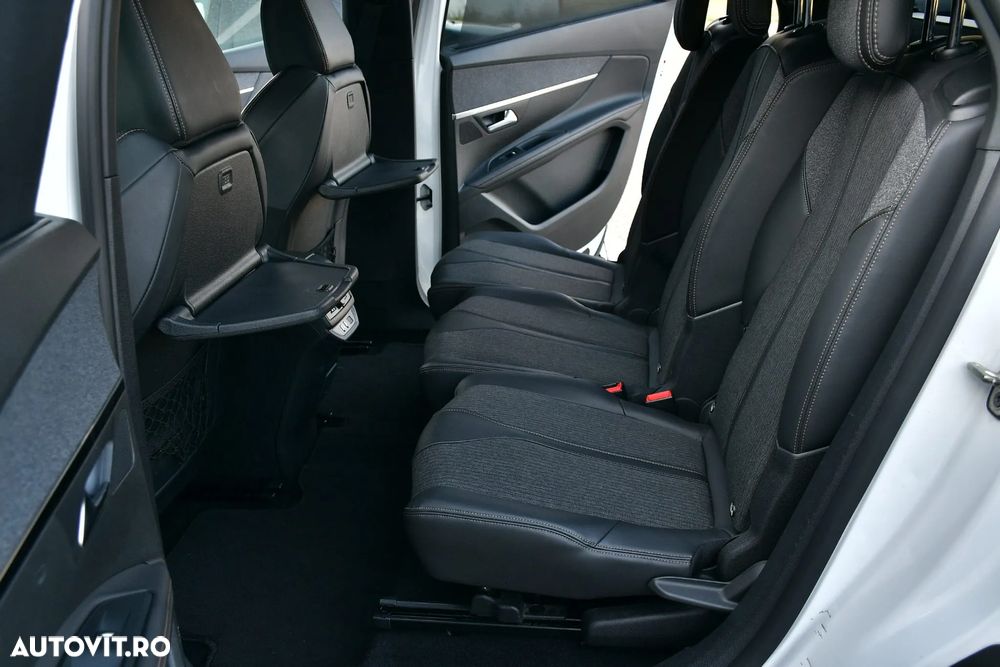 Peugeot 5008 1.6 BlueHDI EAT6 GT-Line - 14