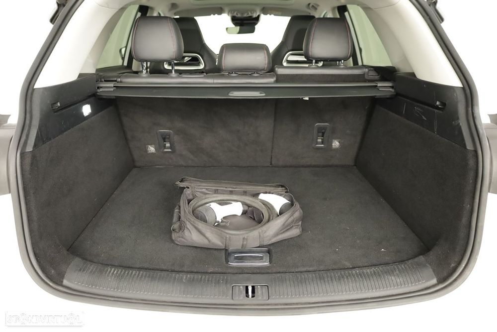 MG EHS 1.5 T-GDI Plug-in Hybrid Luxury - 28