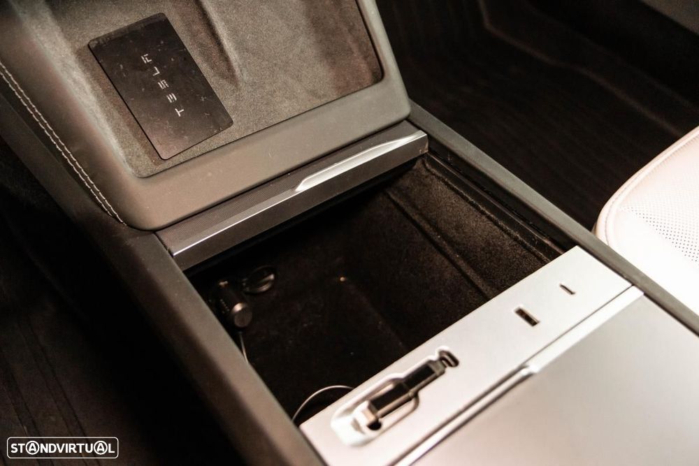 Tesla Model 3 Long Range Tração Integral - 31