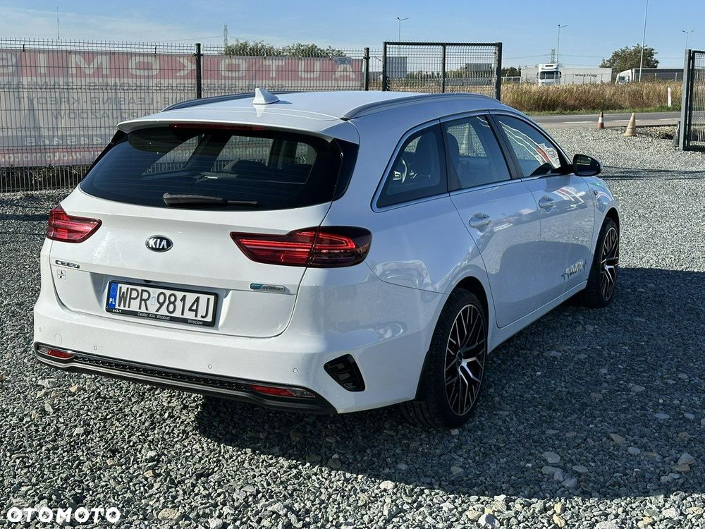Kia Ceed - 6