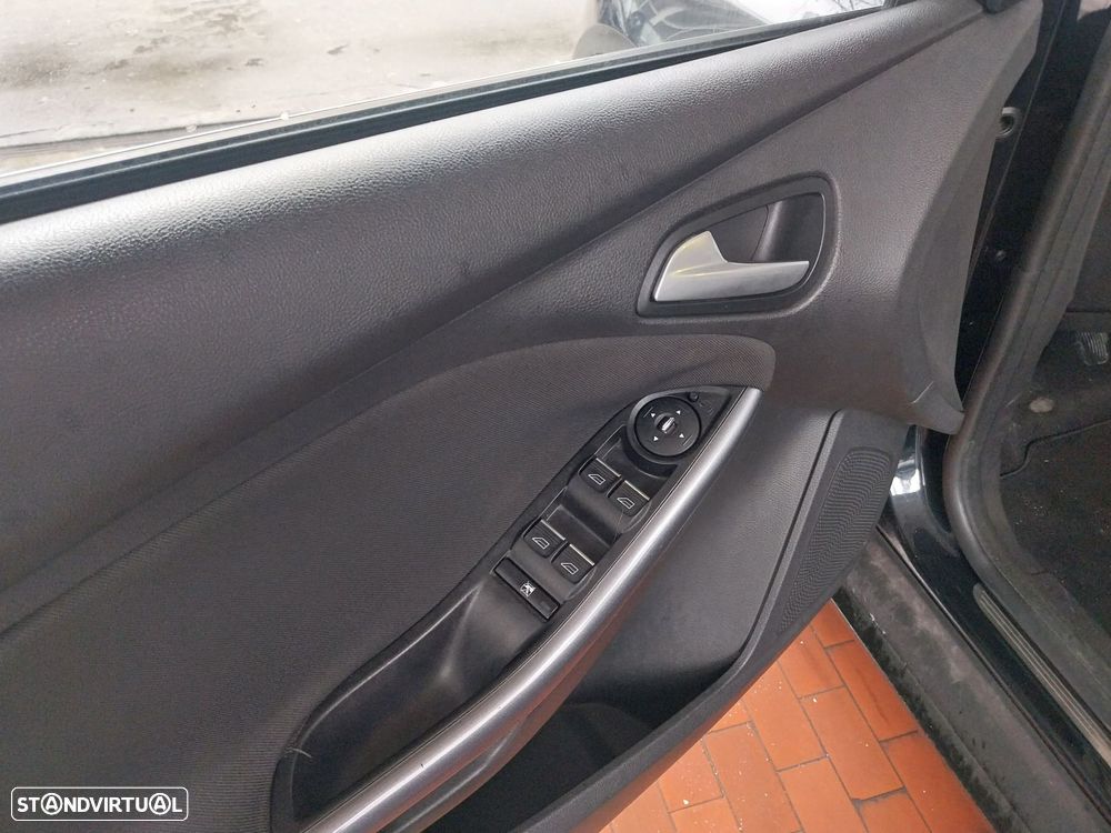 Ford Focus 1.6 TDCi Titanium - 3