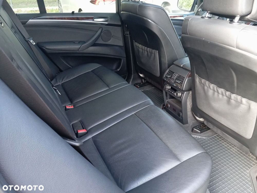BMW X5 3.5i xDrive - 13