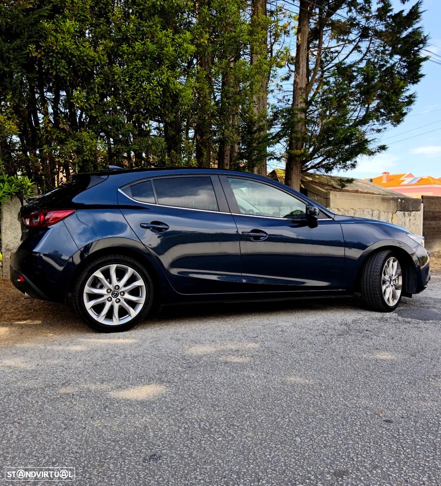 Mazda 3 Hatchback 1.5 Sky-D Excellence - 2