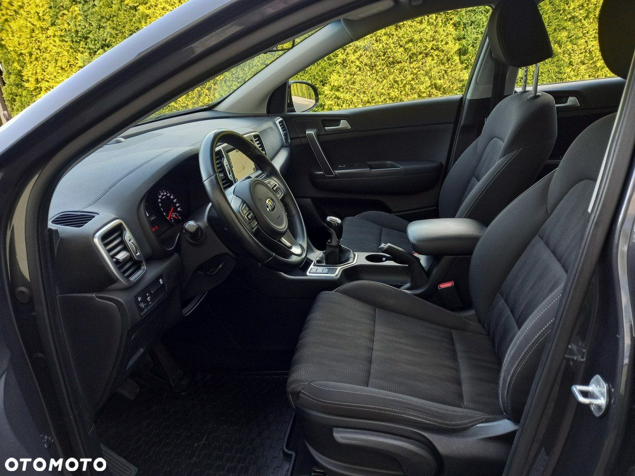 Kia Sportage 1.6 GDI 2WD DREAM-TEAM EDITION - 28