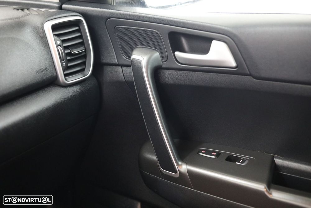 Kia Sportage 1.6 GDI ISG Nav Line - 17