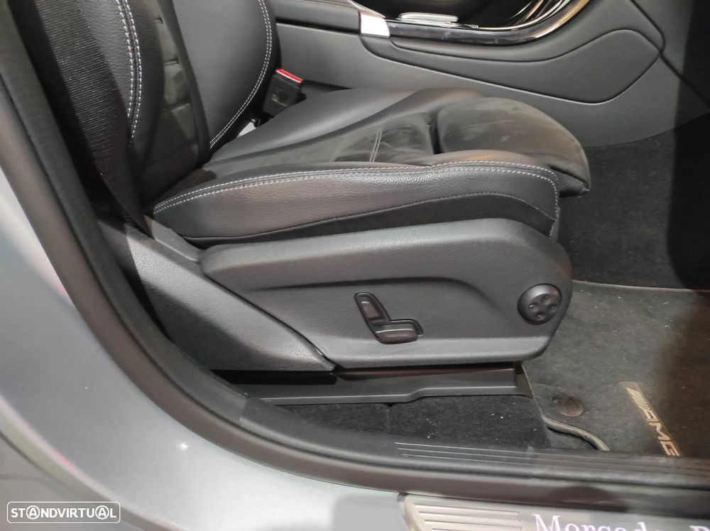 Mercedes-Benz GLC 300 de 4Matic 9G-TRONIC AMG Line - 32