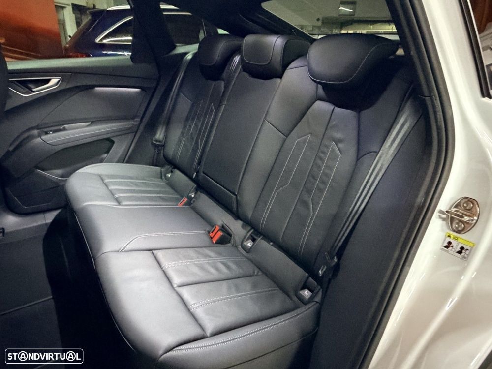 Audi Q4 Sportback e-tron 35 55 kWH - 8