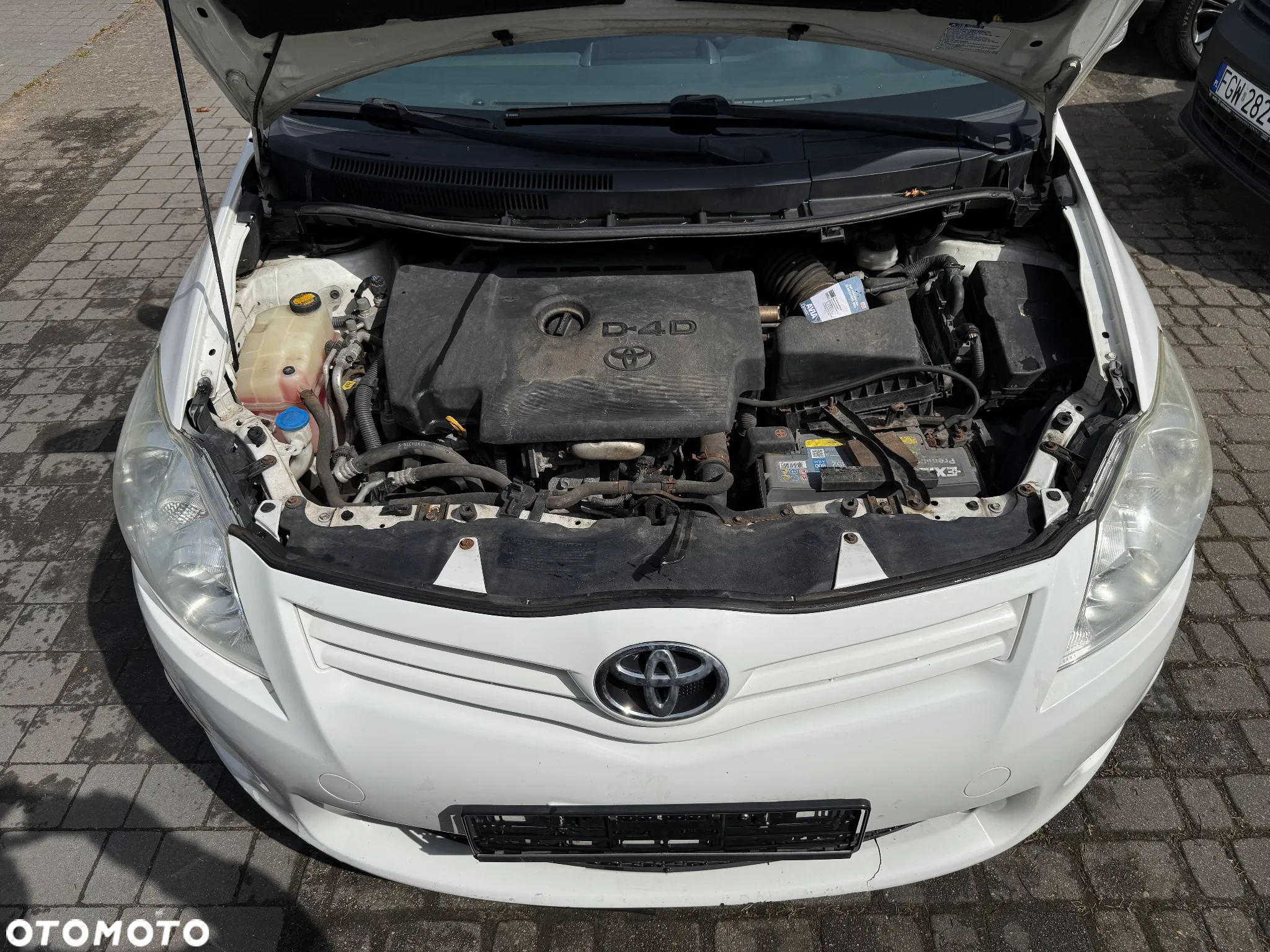 Toyota Auris 2.0 D-4D Executive - 32