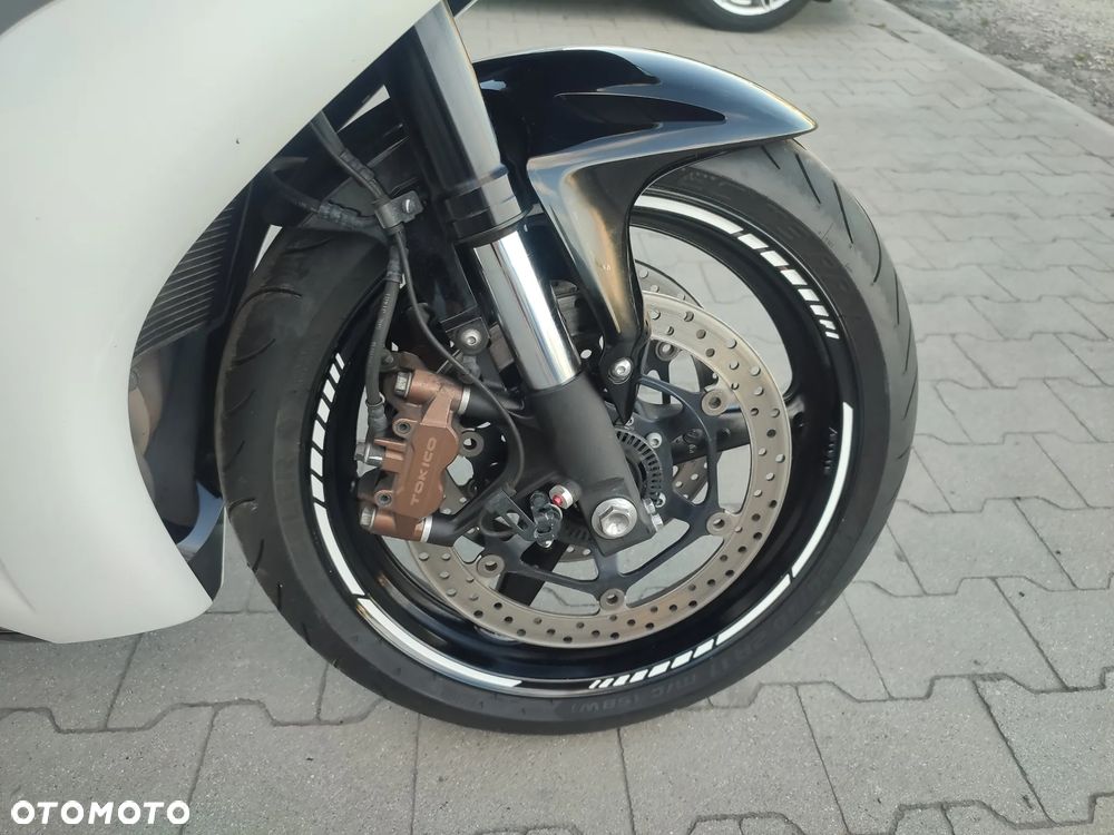 Honda CBR - 18