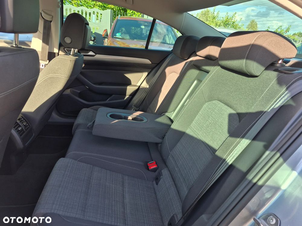 Volkswagen Passat 1.5 TSI EVO Business DSG - 18