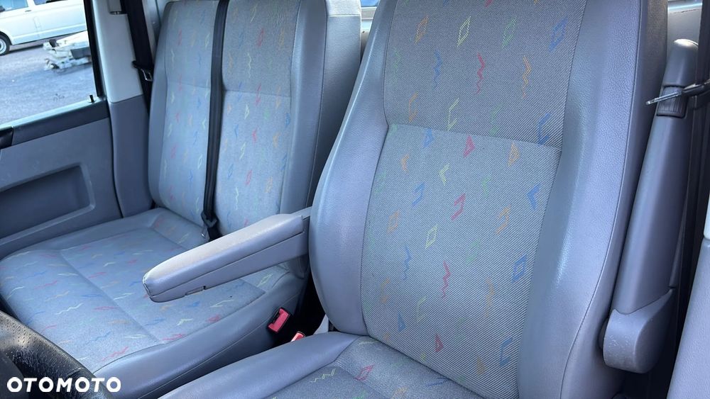 Volkswagen Transporter T5 - 12