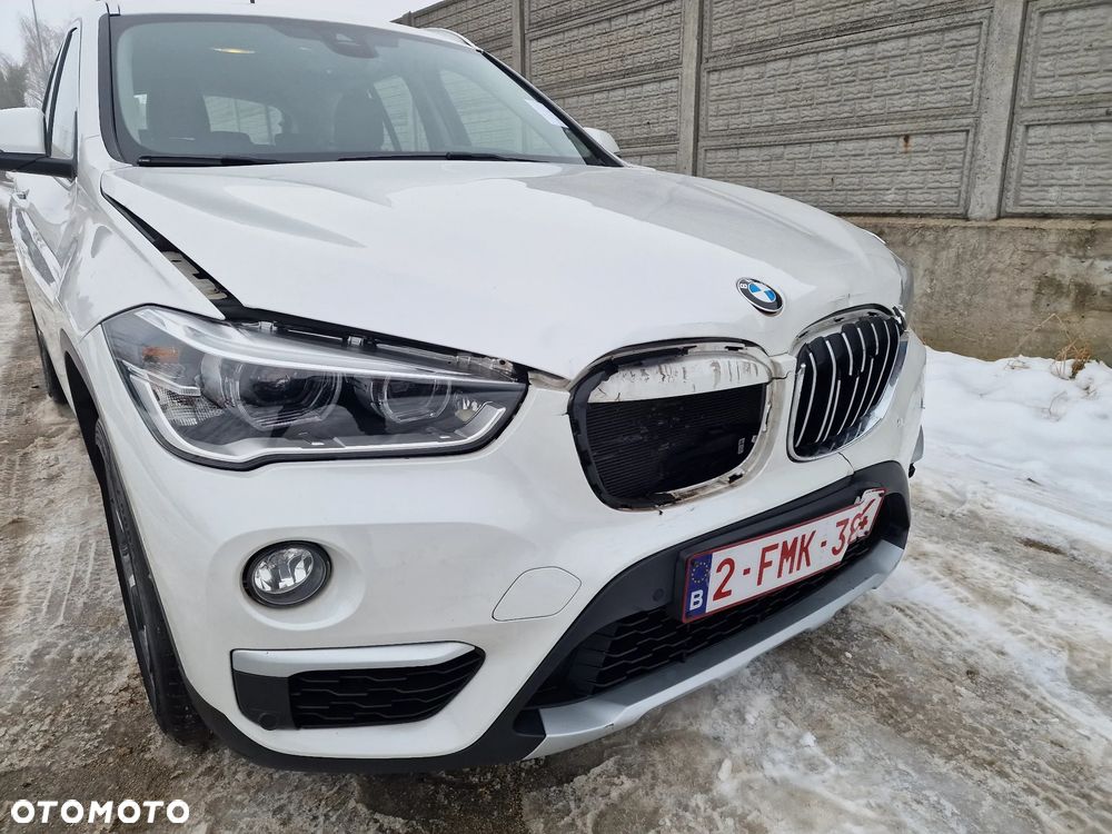 BMW X1 sDrive18i xLine - 28