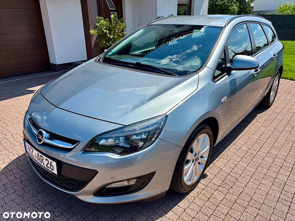 Opel Astra IV 1.4 T Cosmo - 24