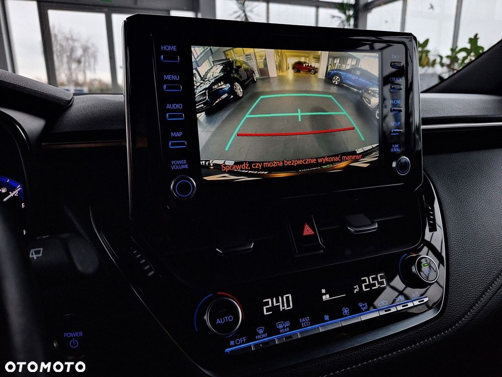 Toyota Corolla 1.8 Hybrid Comfort - 32