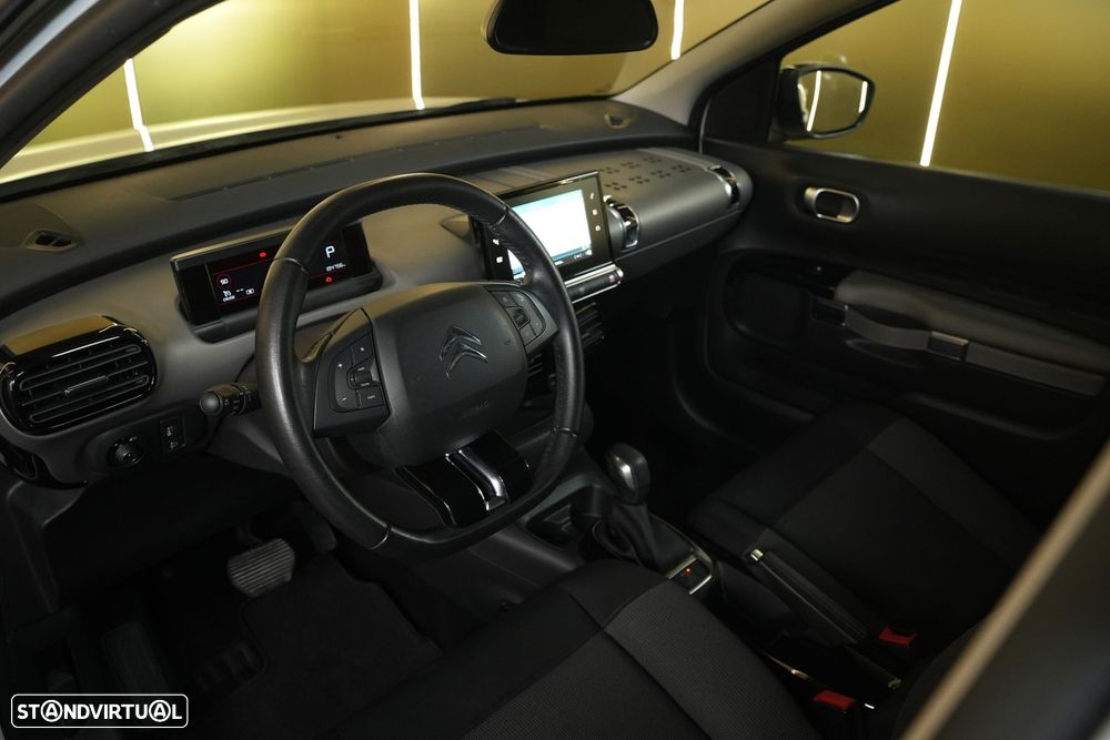 Citroën C4 Cactus 1.5 BlueHDi Shine EAT6 - 18