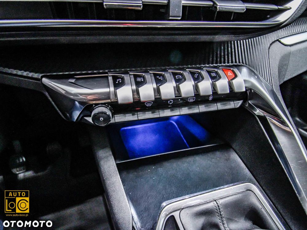 Peugeot 3008 PureTech 130 Stop & Start GPF Allure - 25