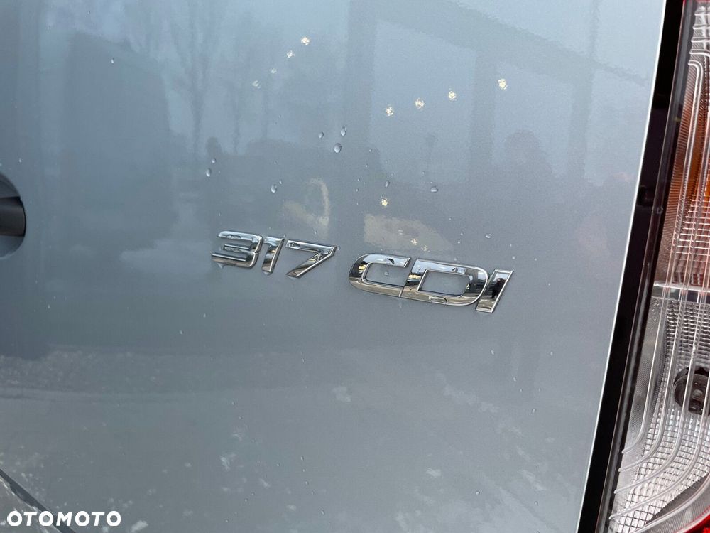 Mercedes-Benz Sprinter 317 CDI Reflektory LED Hak 3,5t. - 8