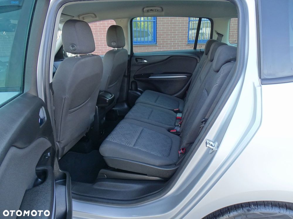 Opel Zafira 1.4 T Elite - 23