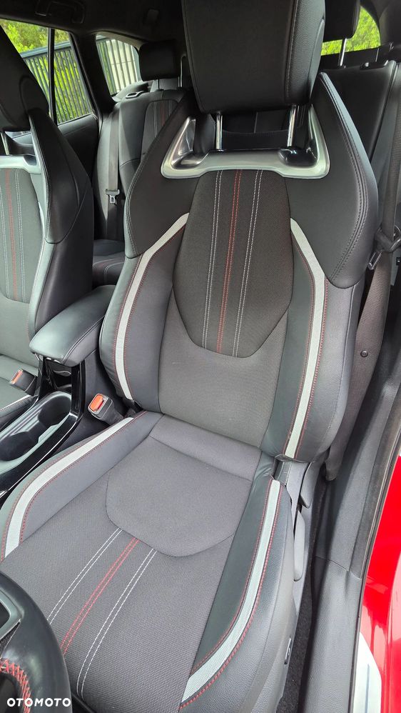 Toyota Corolla 2.0 Hybrid GR Sport - 5