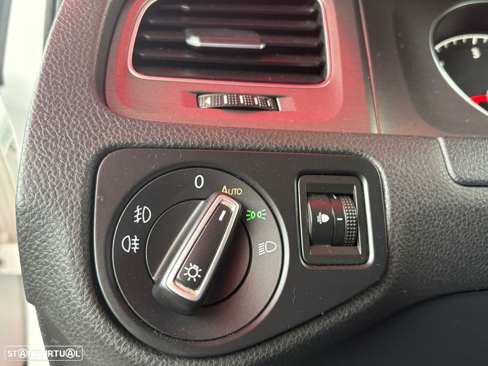 VW Golf 1.6 TDi Trendline - 10