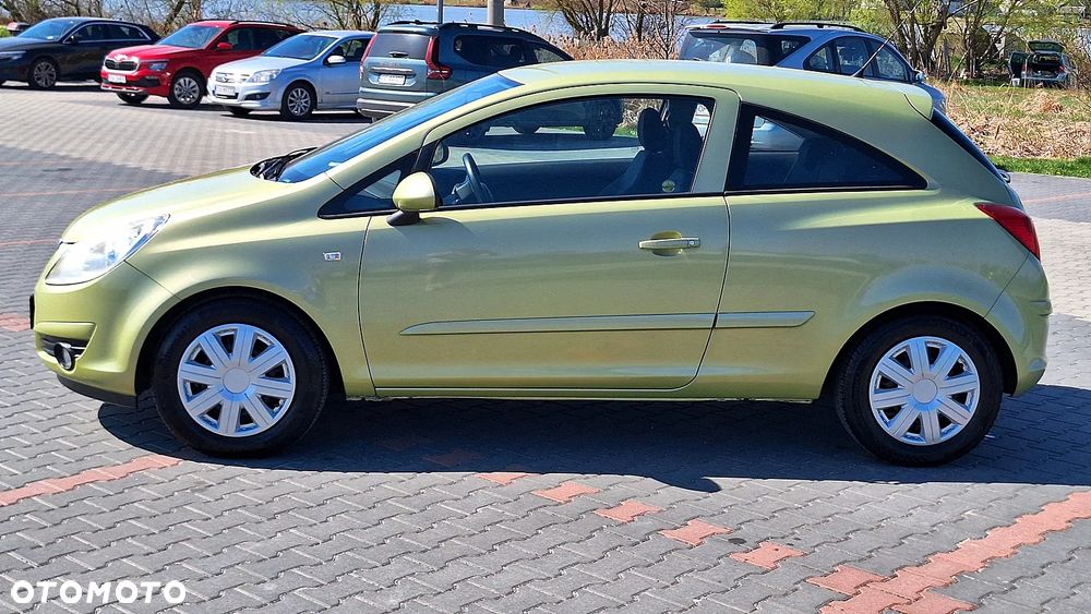 Opel Corsa - 3