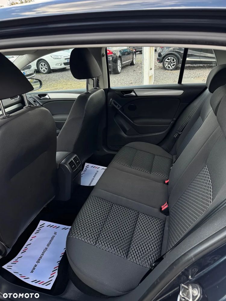 Volkswagen Golf 1.6 TDI DPF Comfortline - 6