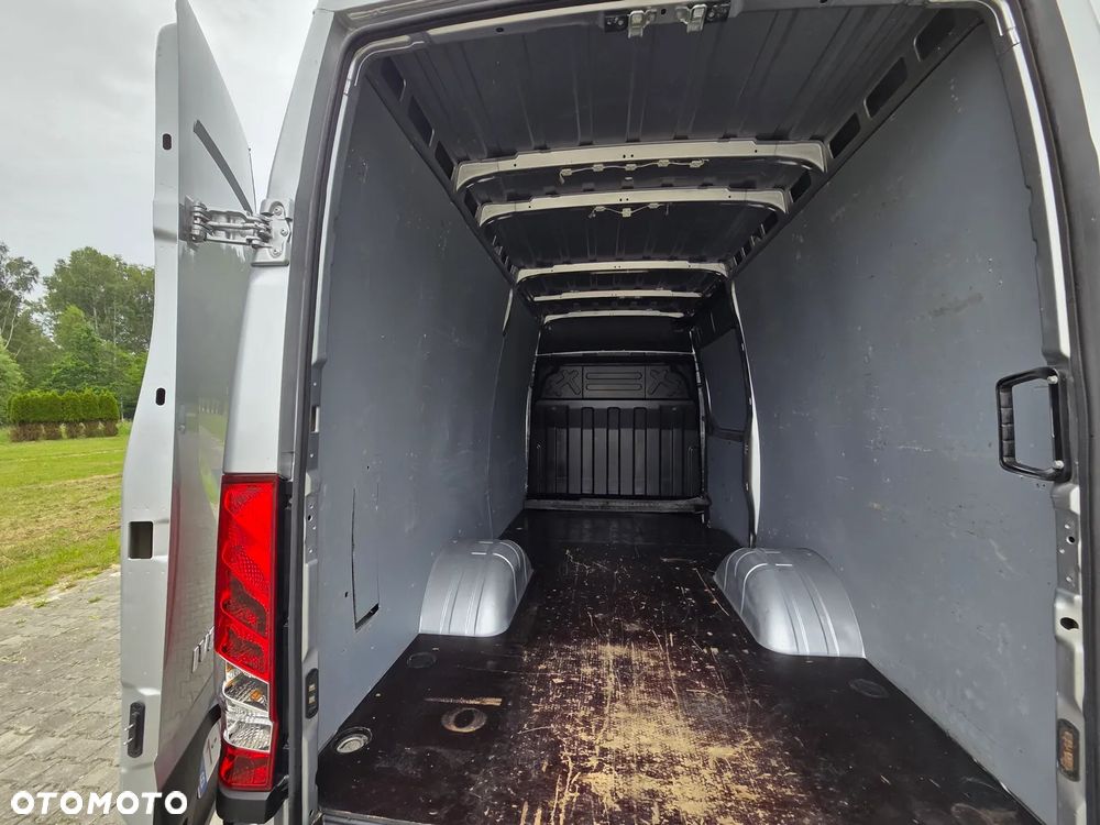Iveco 35C17 - 26