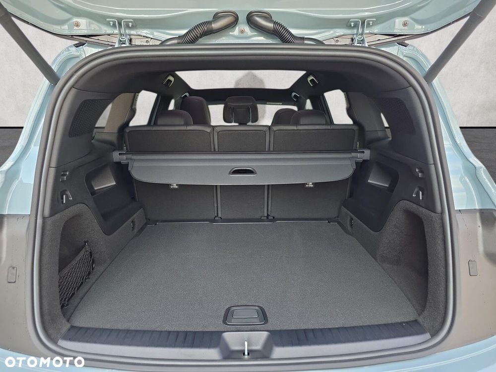Mercedes-Benz GLB - 17